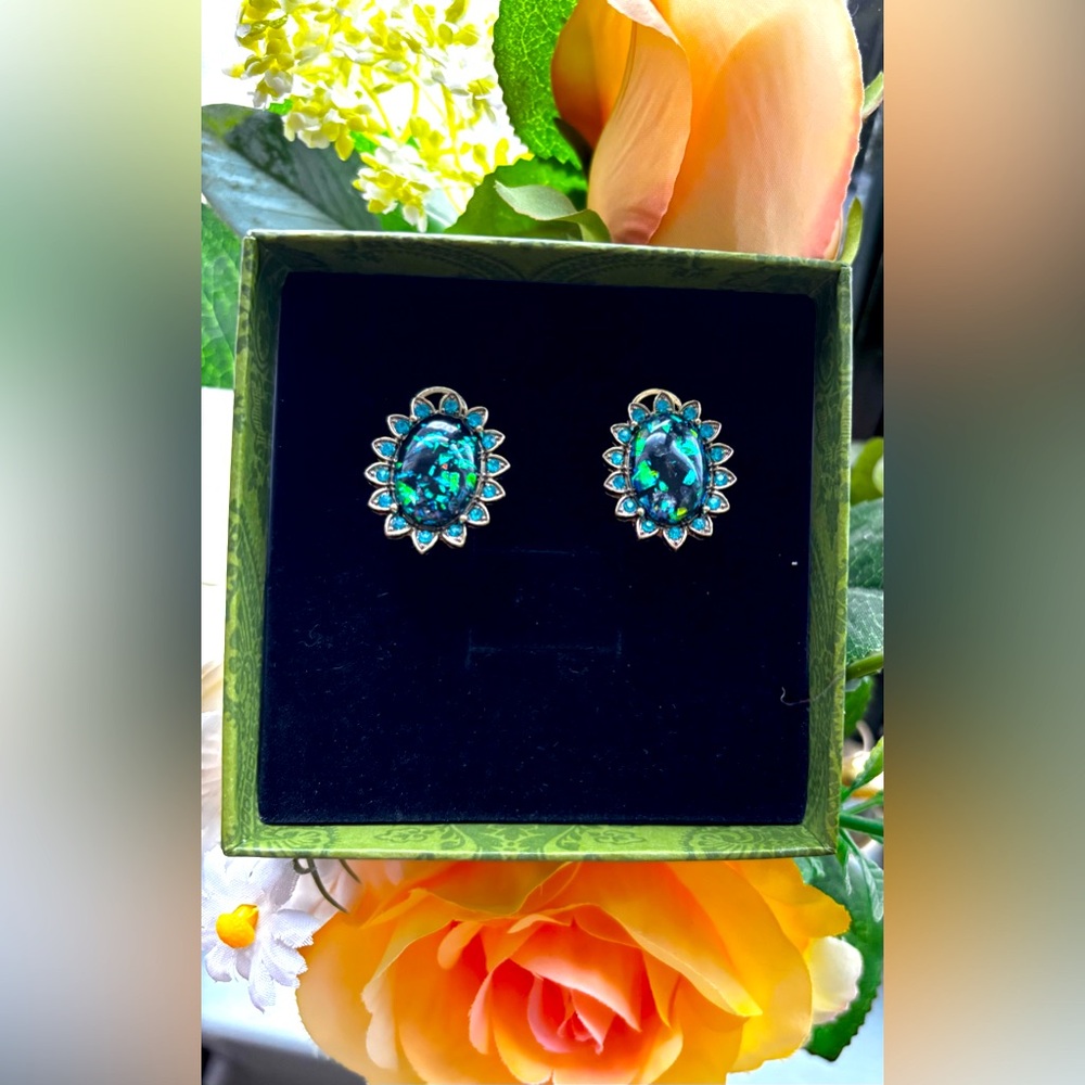 Heidi Daus Swarovski Crystal Peacock Opal Center Pierced Earrings Rare!